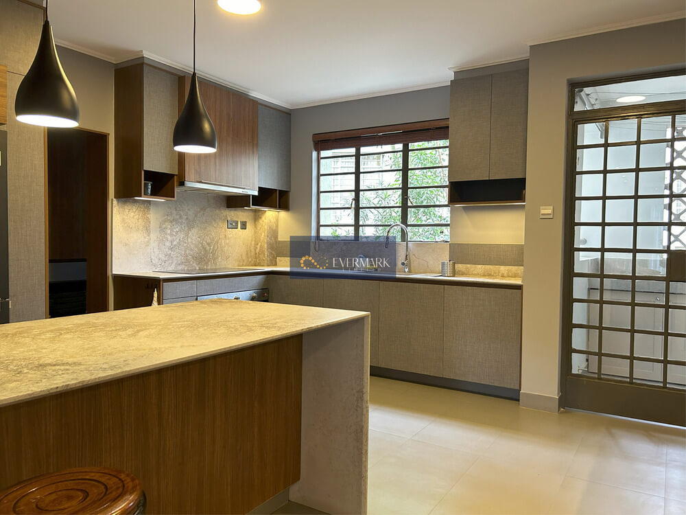 Serviced Apartments Riverside Drive